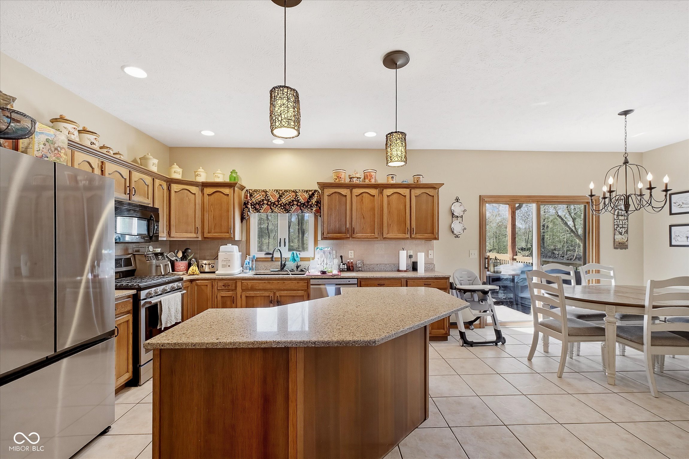 2405 Sunderland Drive