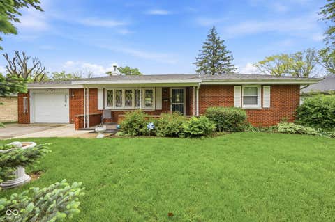 Photo of 3914 N Lanewood Drive, Muncie, IN 47304 (MLS # 22107646)