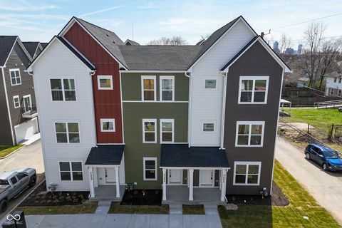 Photo of 2454 Peoples Drive, Indianapolis, IN 46205 (MLS # 22091728)