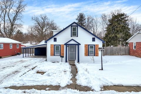 Photo of 934 N Eaton Avenue, Indianapolis, IN 46219 (MLS # 22082589)