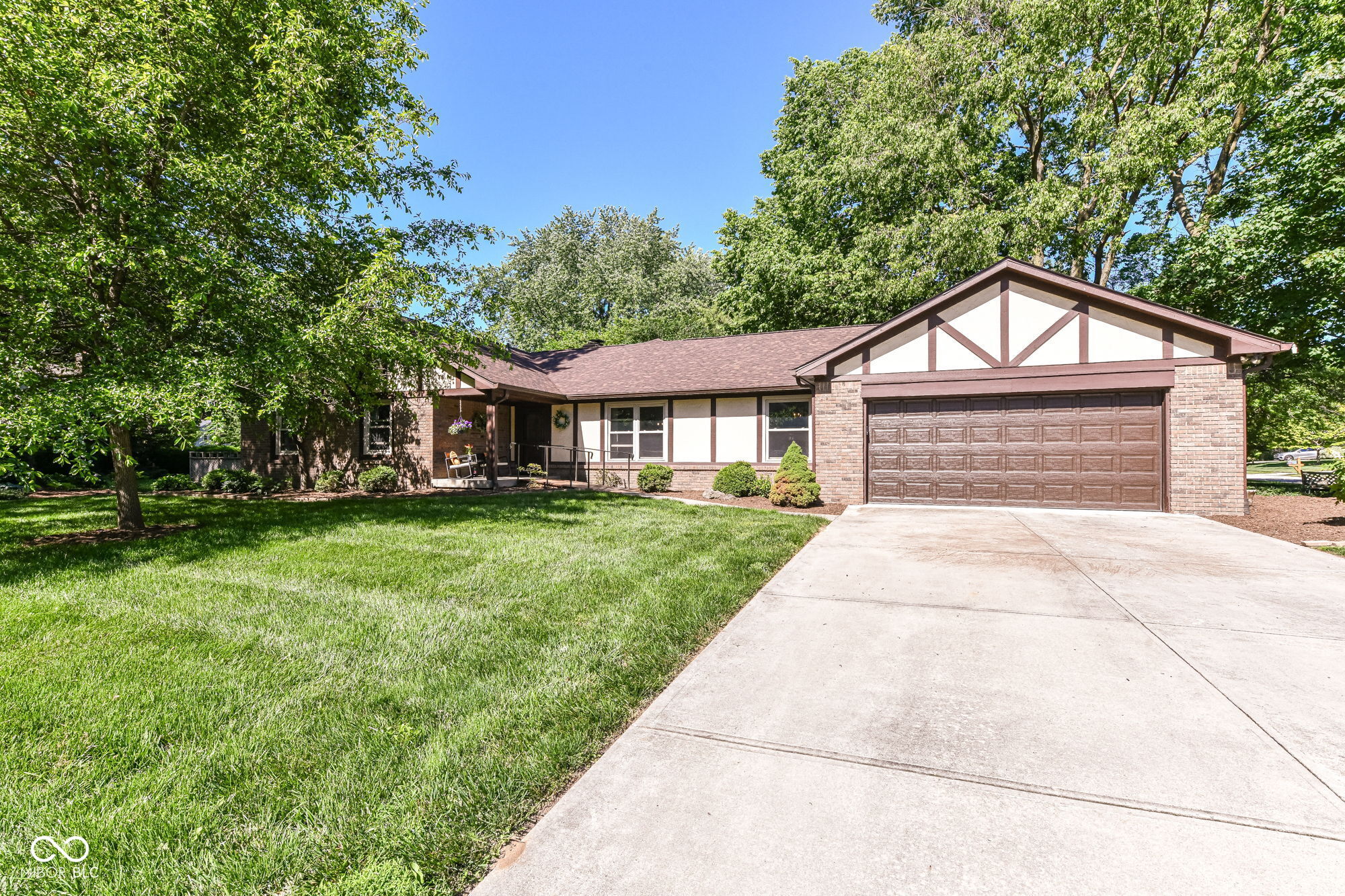 10188 E Lakeshore Drive