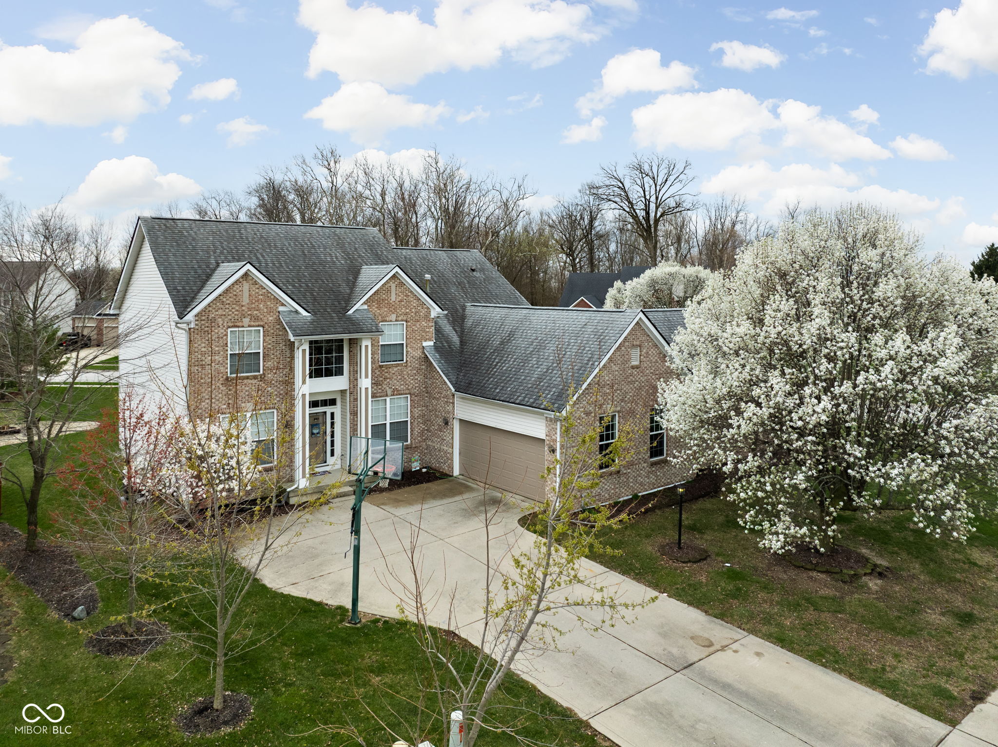 805 Harvest Lake Drive