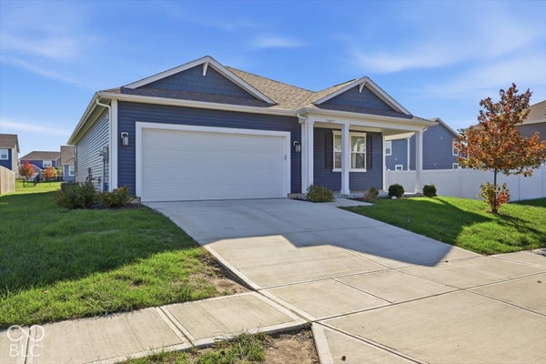 1407 BUTTERCUP LN, SHELBYVILLE, IN 46176 - Image 6a6ffccf2d68bc1eff99ef59f24e940d/1253772337