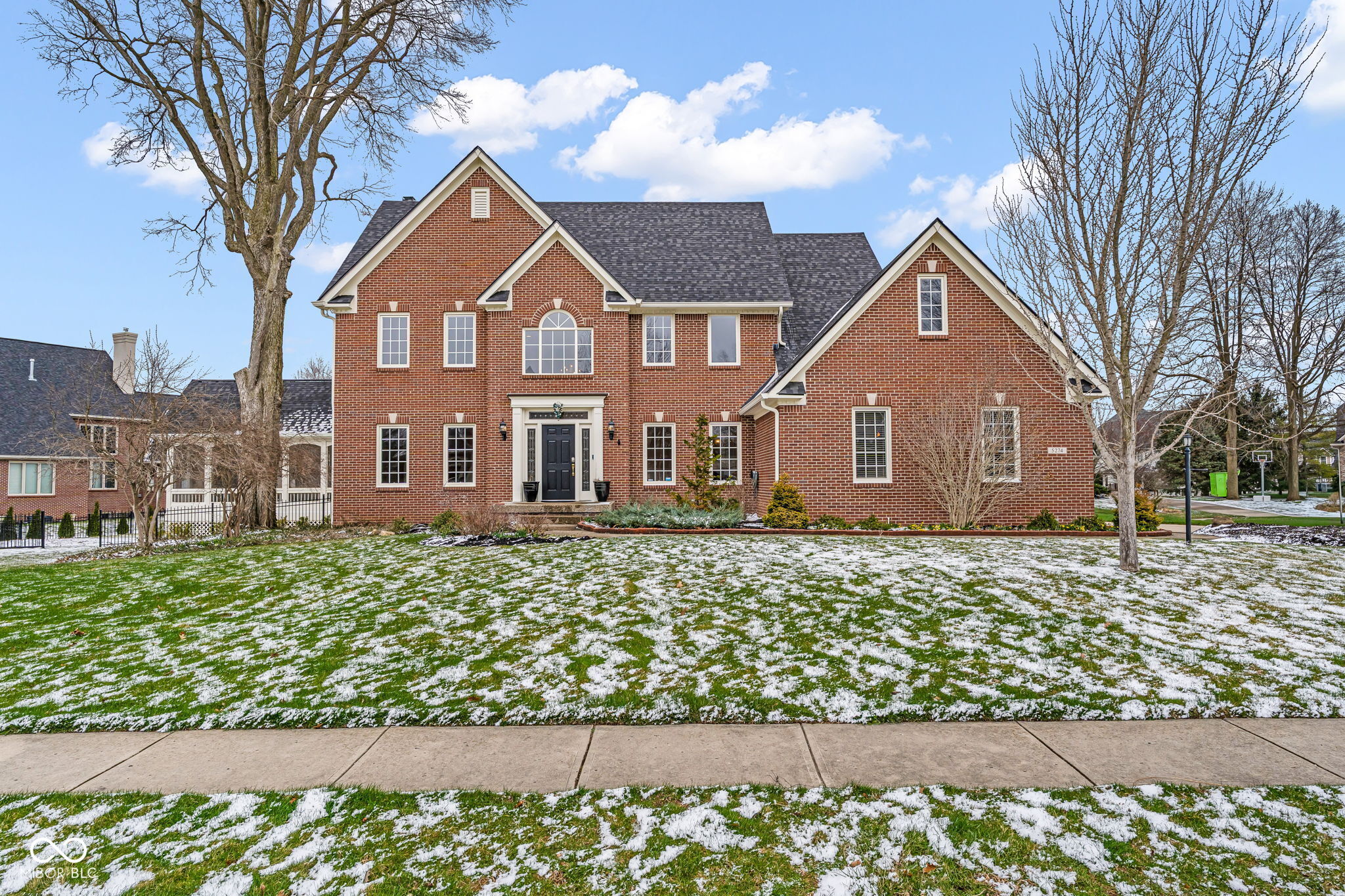 5274 Chickasaw Court