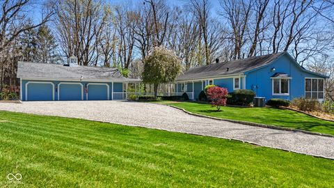 Photo of 1625 Berry Road, Greenwood, IN 46143 (MLS # 22094060)