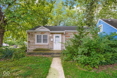 Photo of 4631 E 35th ST, Indianapolis, IN 46218 (MLS # 22120994)