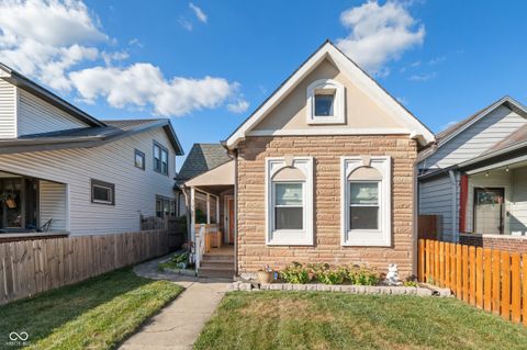 Photo of 1626 Lexington Avenue, Indianapolis, IN 46203 (MLS # 22098287)