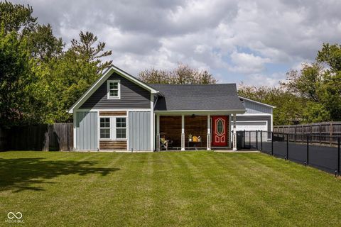 Photo of 1344 S Denny Street, Indianapolis, IN 46203 (MLS # 22102206)