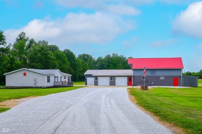 7516 S County Road 100 W – Investment Home