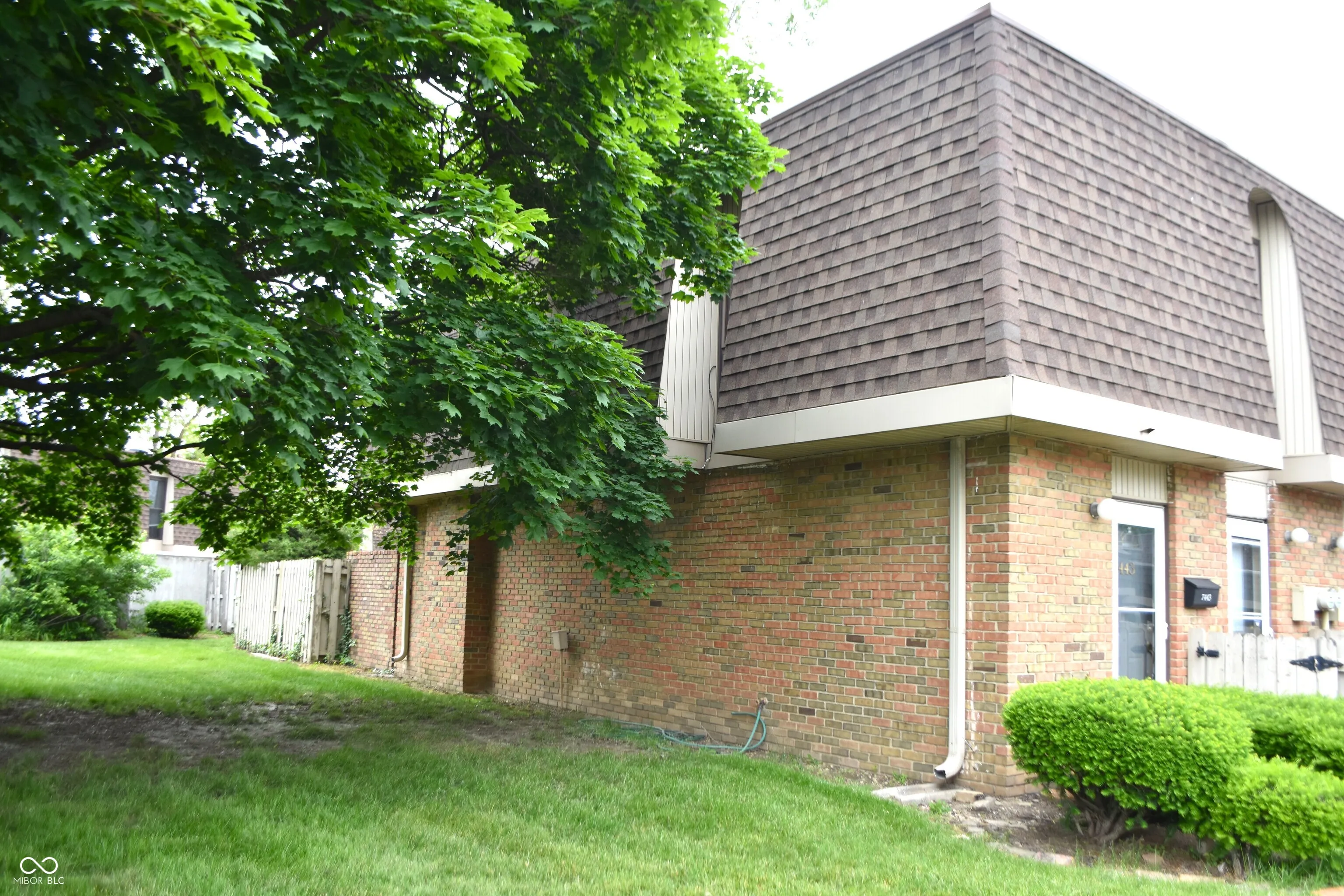 Indianapolis, Indiana 46260, United States, 2 Bedrooms Bedrooms, ,2 BathroomsBathrooms,Residential,Active,142542