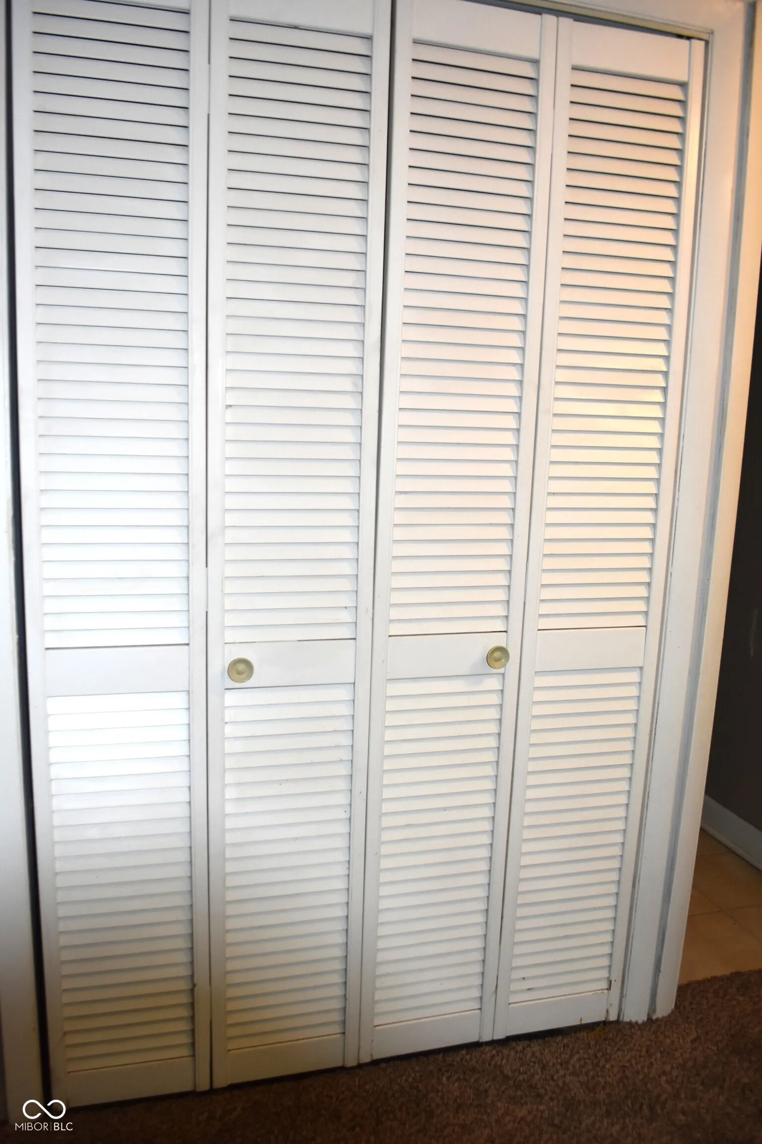 Indianapolis, Indiana 46260, United States, 2 Bedrooms Bedrooms, ,2 BathroomsBathrooms,Residential,Active,142542