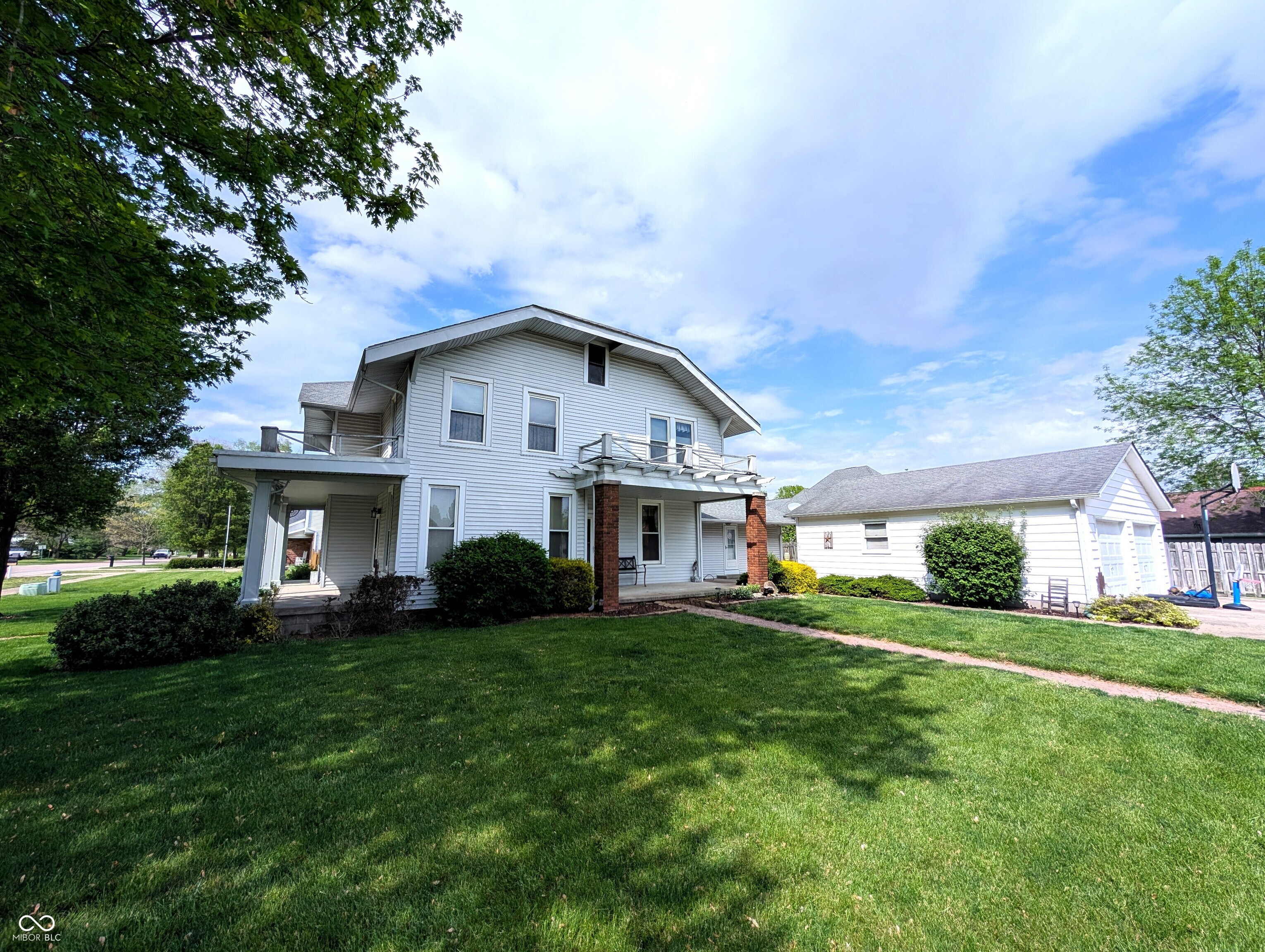 4335 River Road