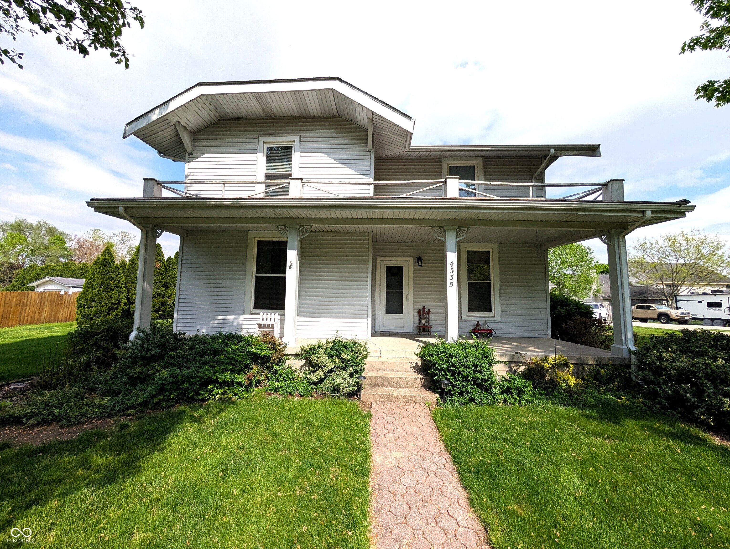 4335 River Road
