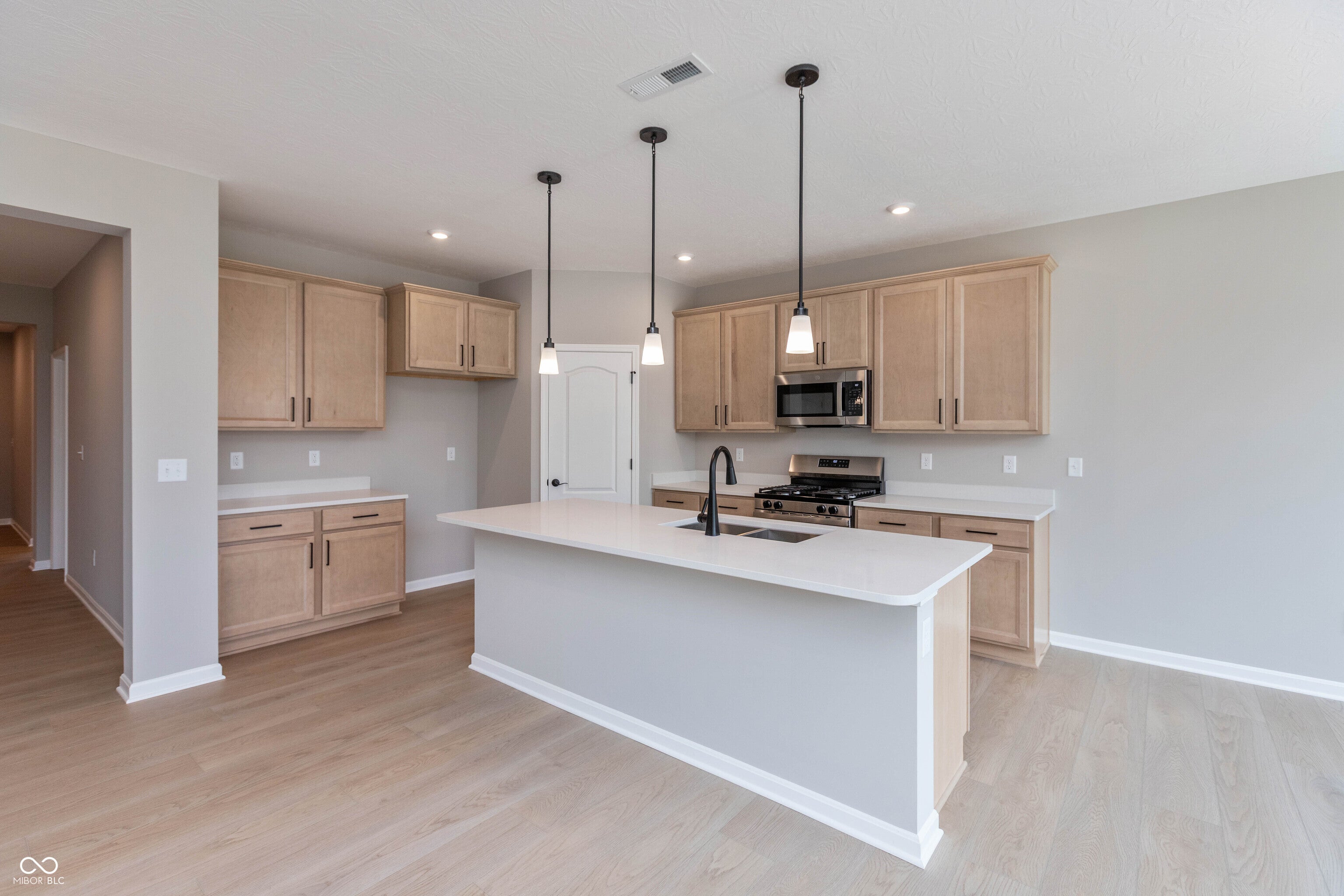 7176 Maidstone Cove