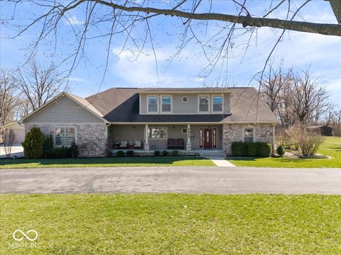 1247 N County Road 900 E Avon IN 46123