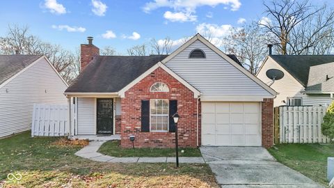 Photo of 6629 Sundown Drive S, Indianapolis, IN 46254 (MLS # 22073569)
