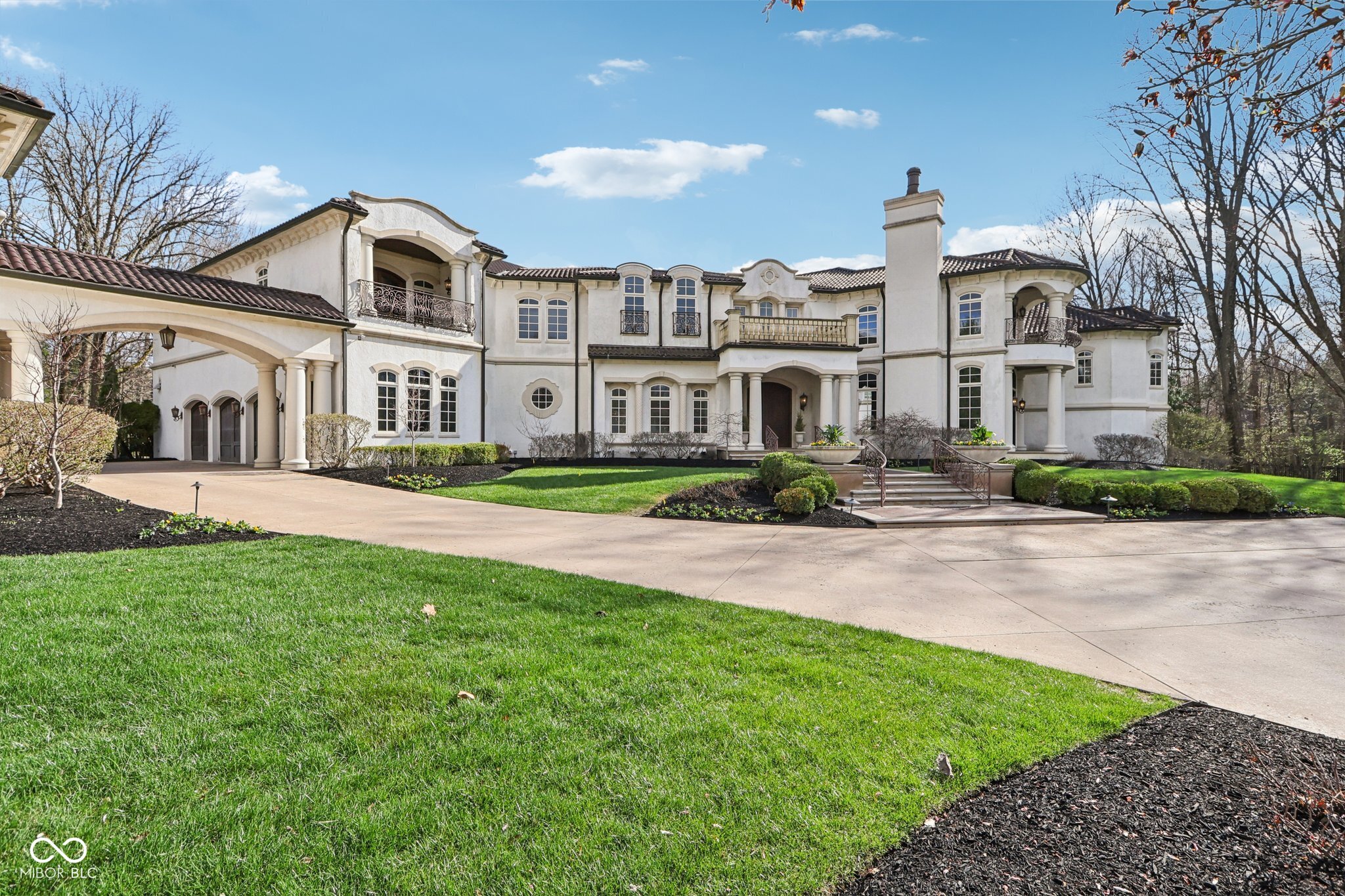 415 Springwood Drive