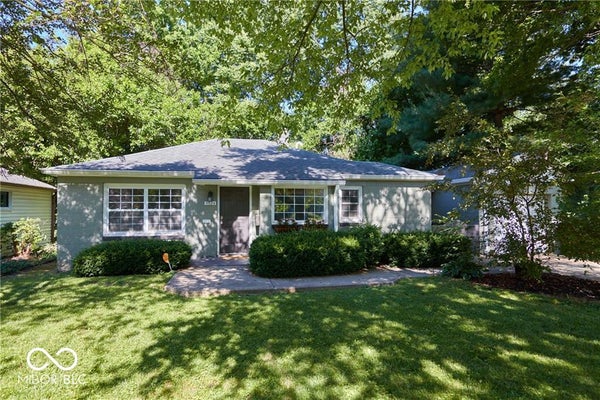 5524 HAVERFORD AVE, INDIANAPOLIS, IN 46220 - Image 6bb33db1ff9f10fef387a3049e497e83/576084012