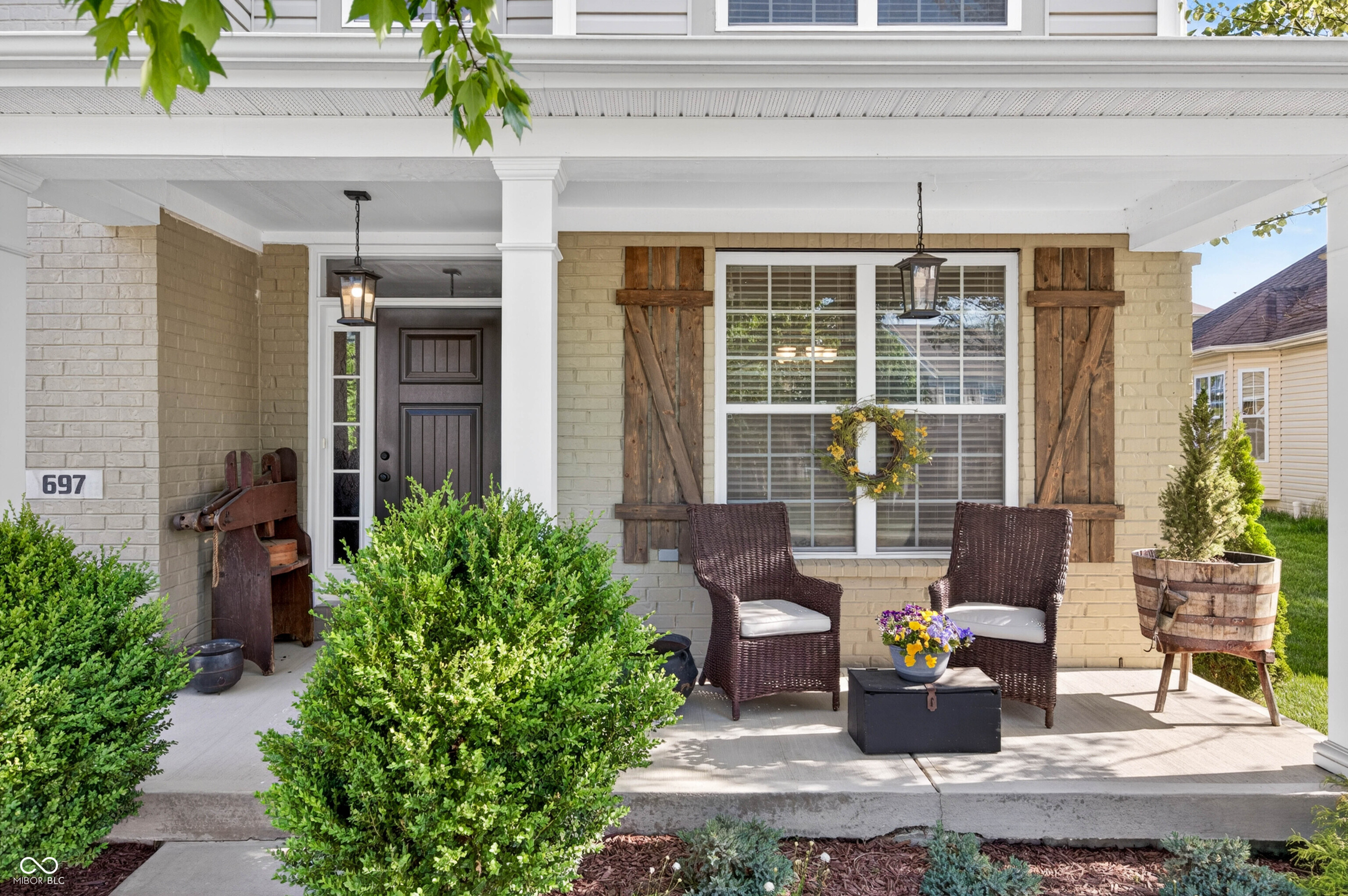 697 Lake Vista Drive