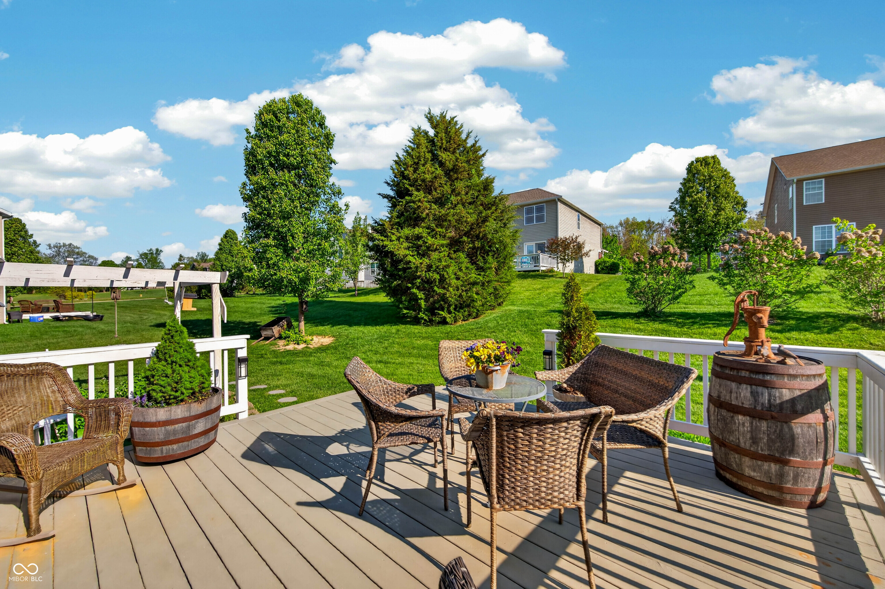 697 Lake Vista Drive