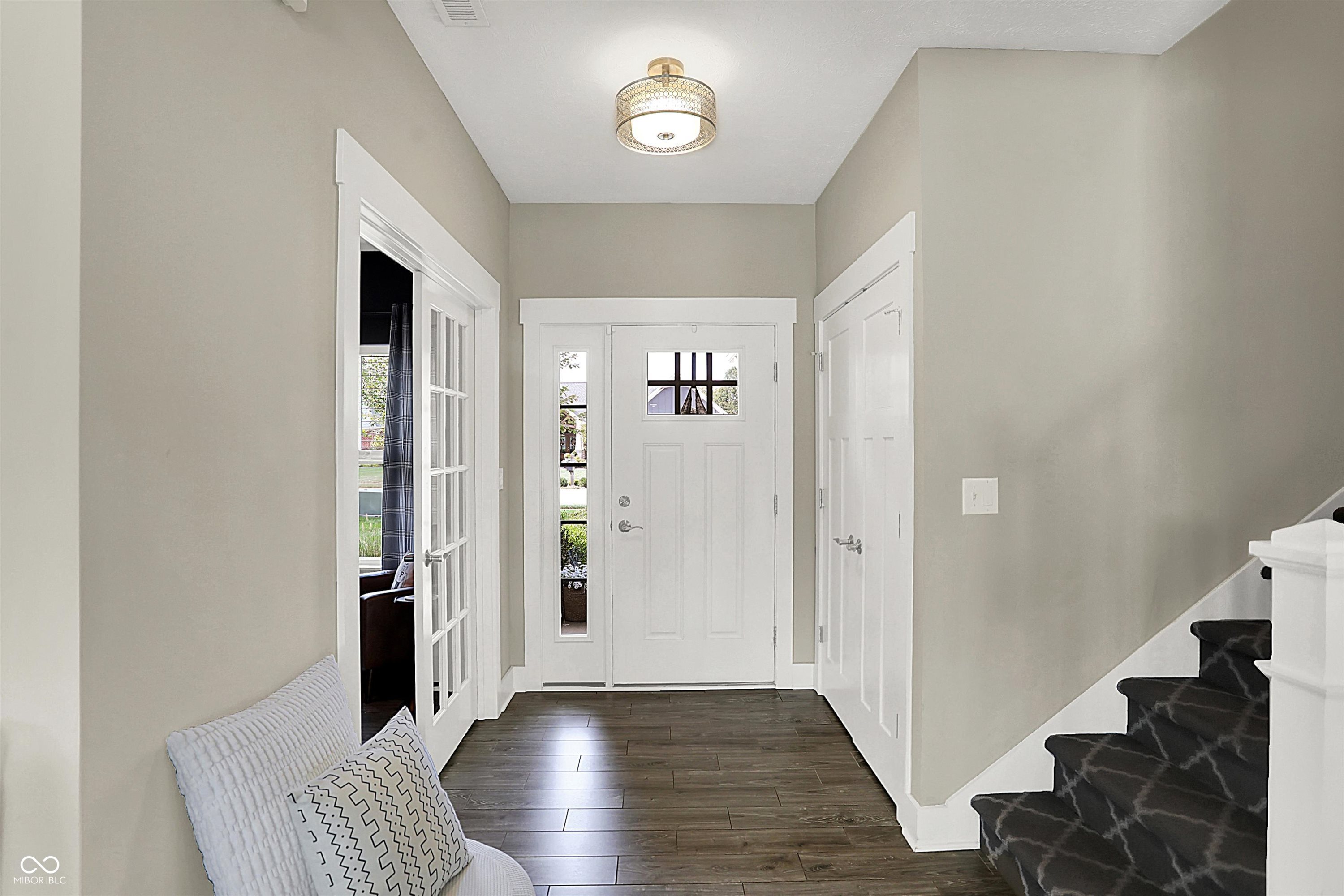 1069 Forest Glen Drive