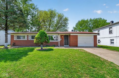 Photo of 3614 Lori Lane, Indianapolis, IN 46226 (MLS # 22097310)