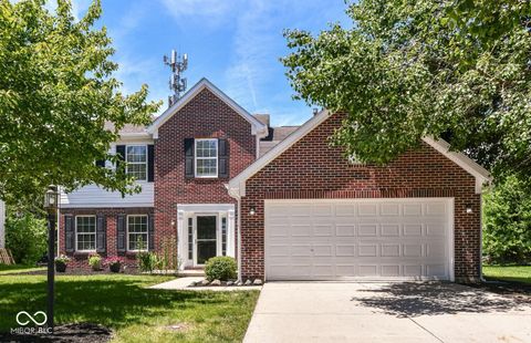 Photo of 12636 Stanwich Place, Carmel, IN 46033 (MLS # 22106300)