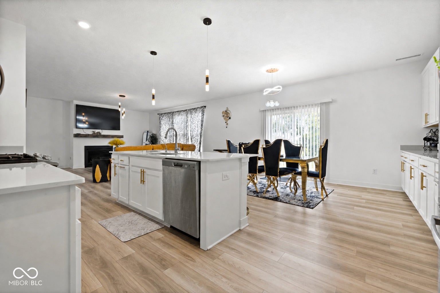 601 Hawking Court