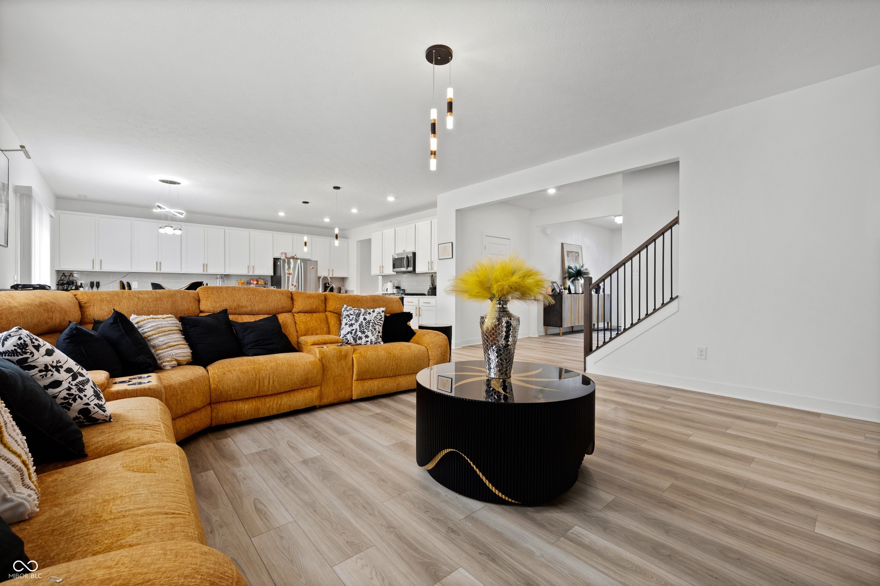 601 Hawking Court