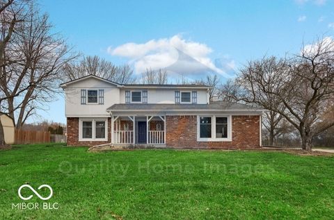 Photo of 1616 Secretariat Lane, Indianapolis, IN 46217 (MLS # 22079784)