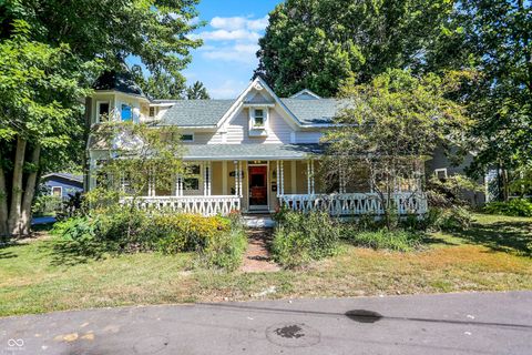 170 E Ash Street Zionsville IN 46077