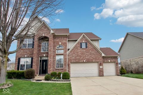 Photo of 7854 Bayard Drive, Indianapolis, IN 46259 (MLS # 22082786)