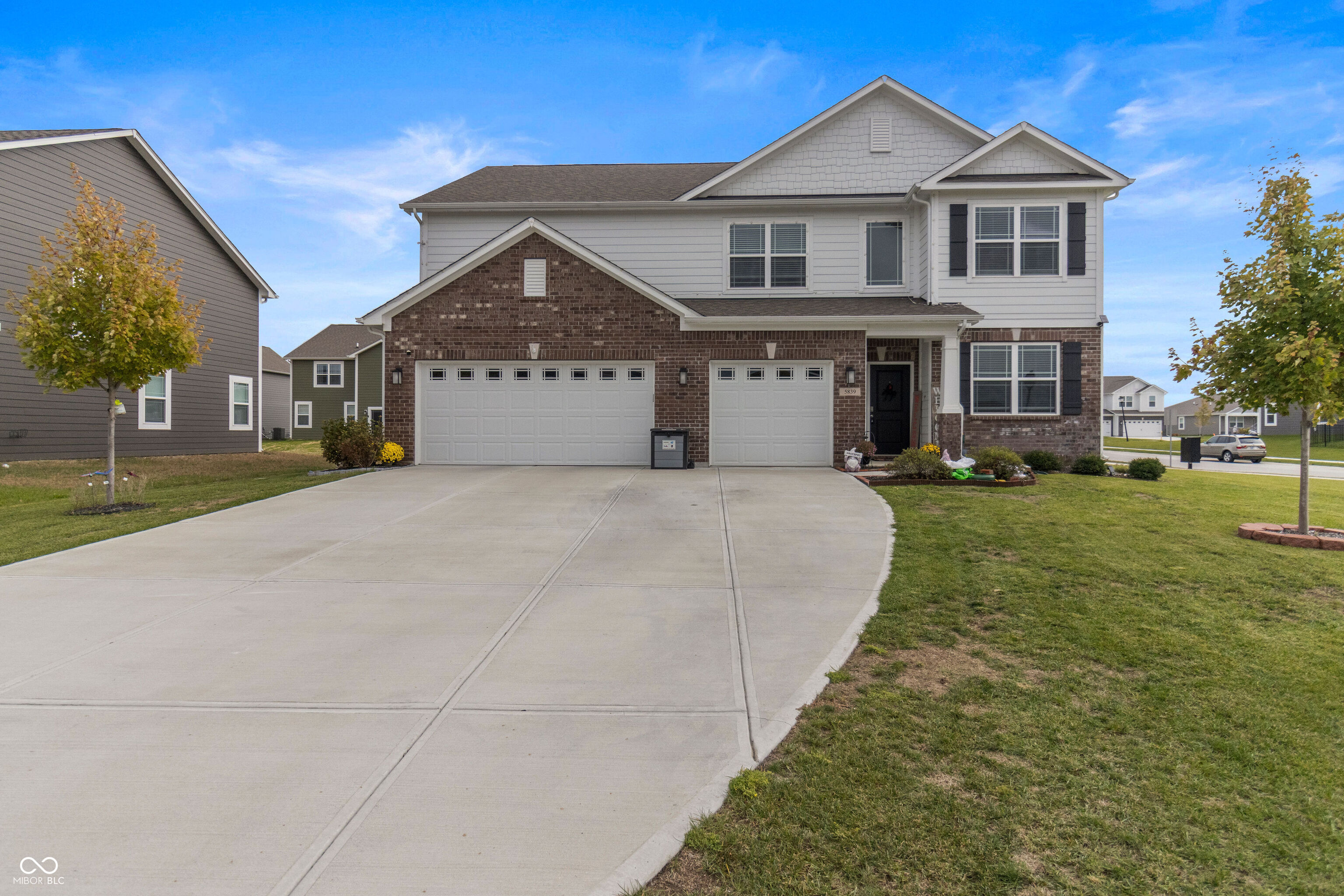5839 Altar Bell Circle