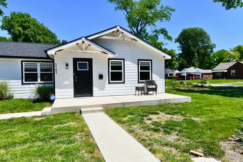 Photo of 3702 N Euclid Avenue, Indianapolis, IN 46218 (MLS # 22101754)
