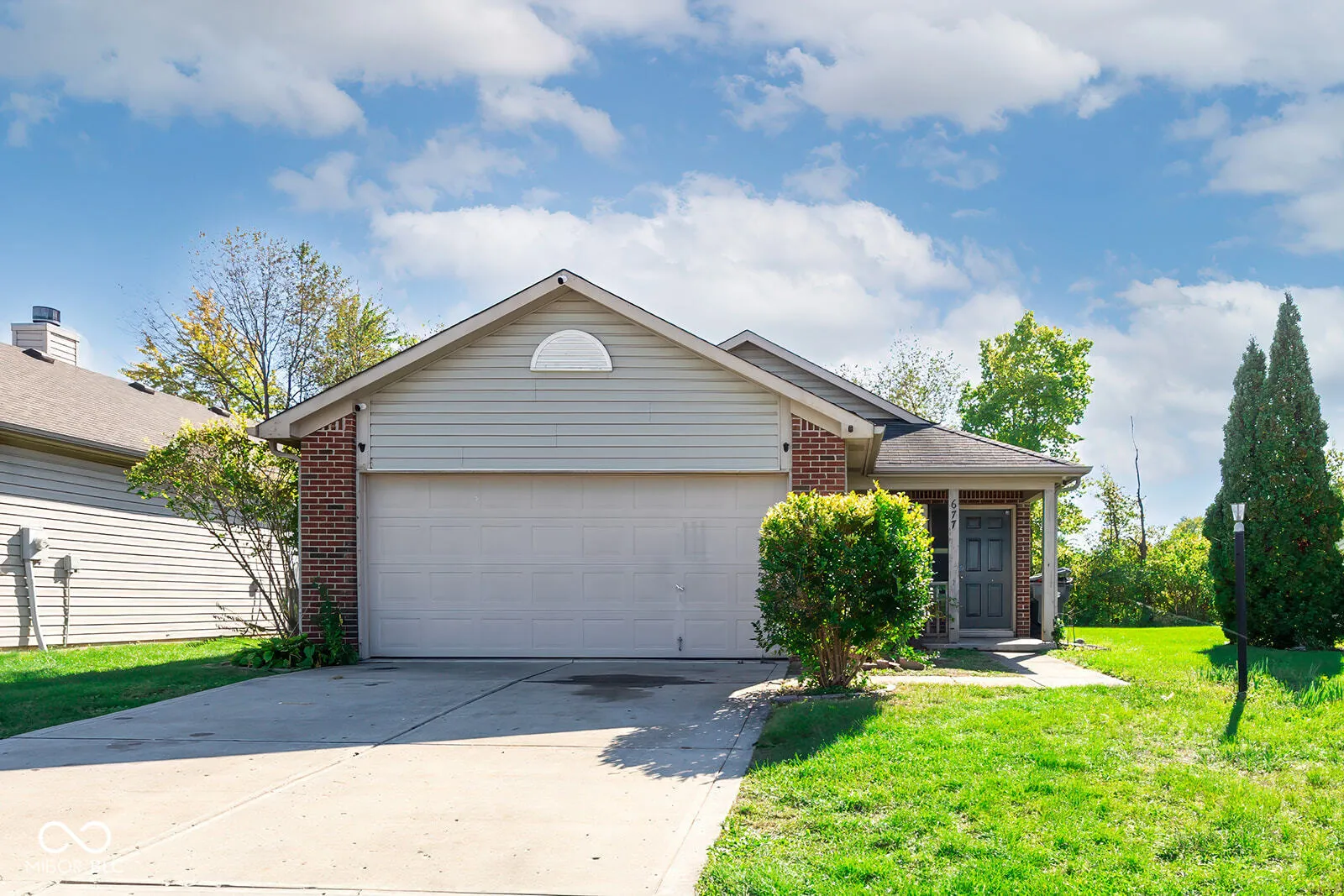 Greenwood, Indiana 46143, United States, 3 Bedrooms Bedrooms, ,2 BathroomsBathrooms,Residential,Pending,37829