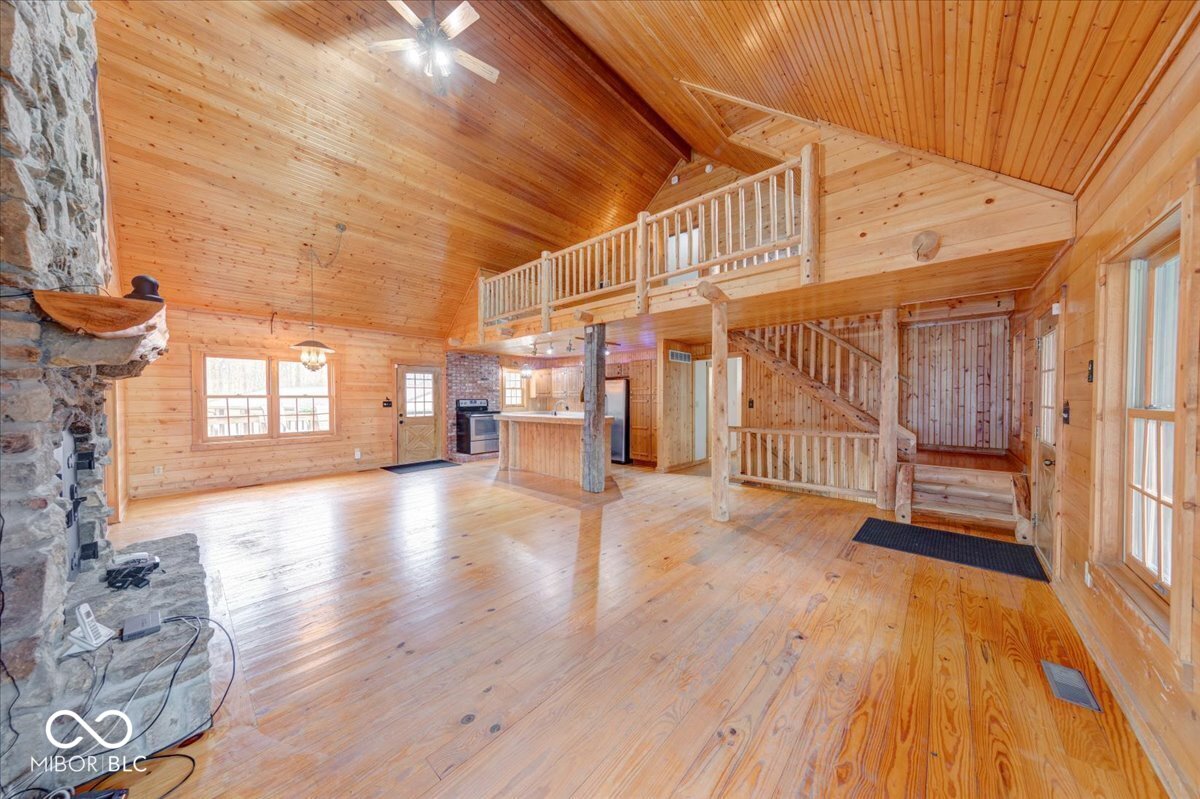 459 W Gold Creek Road