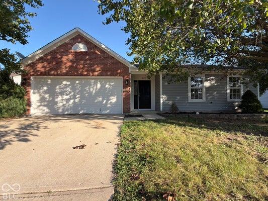 8051 PAINTED PONY DR, INDIANAPOLIS, IN 46217 - Image 6cc73d4fc019bd2b35ebf1c11a3ceb03/2576453588