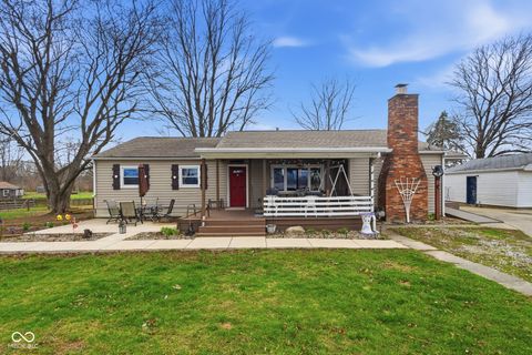 Photo of 8621 S CR 800 W, Daleville, IN 47334 (MLS # 22091634)