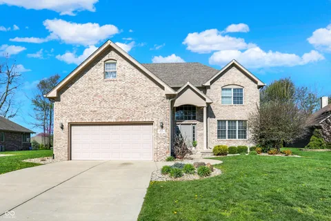 386 White Oak Lane, Greenwood, IN 46142 - MLS#: 22018746