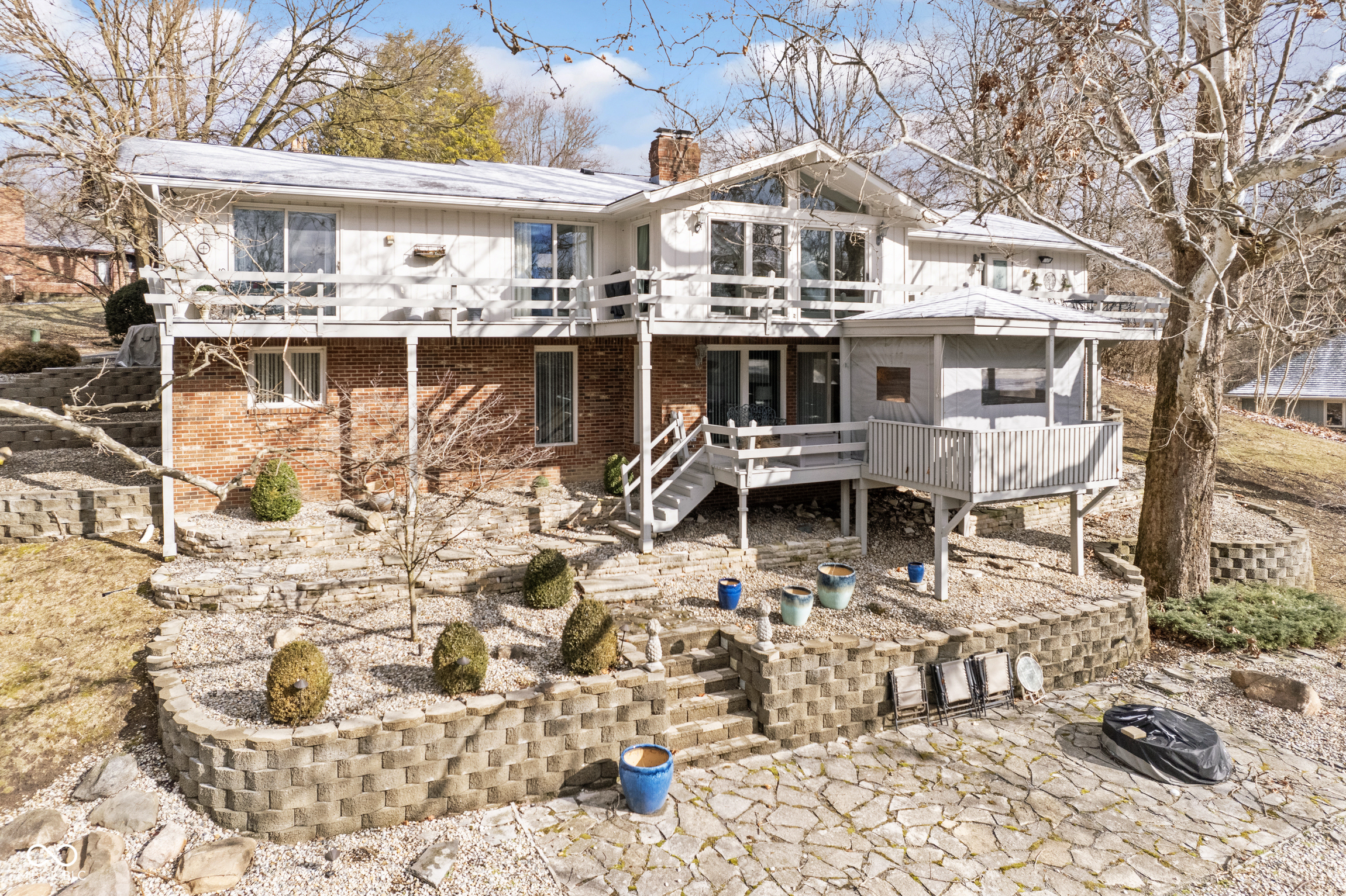 1020 W Riverview Drive