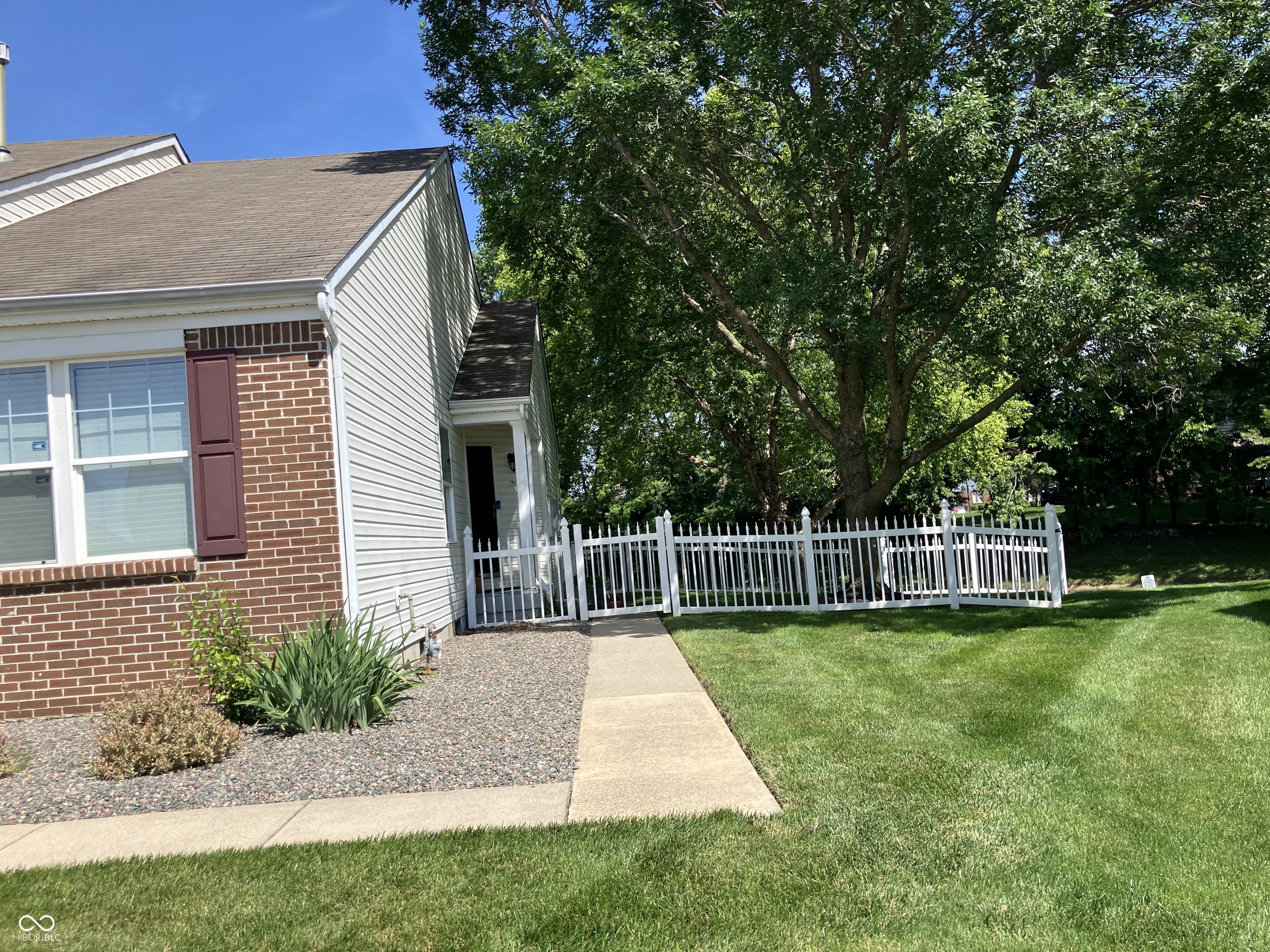 3352 Eaton Mews Court