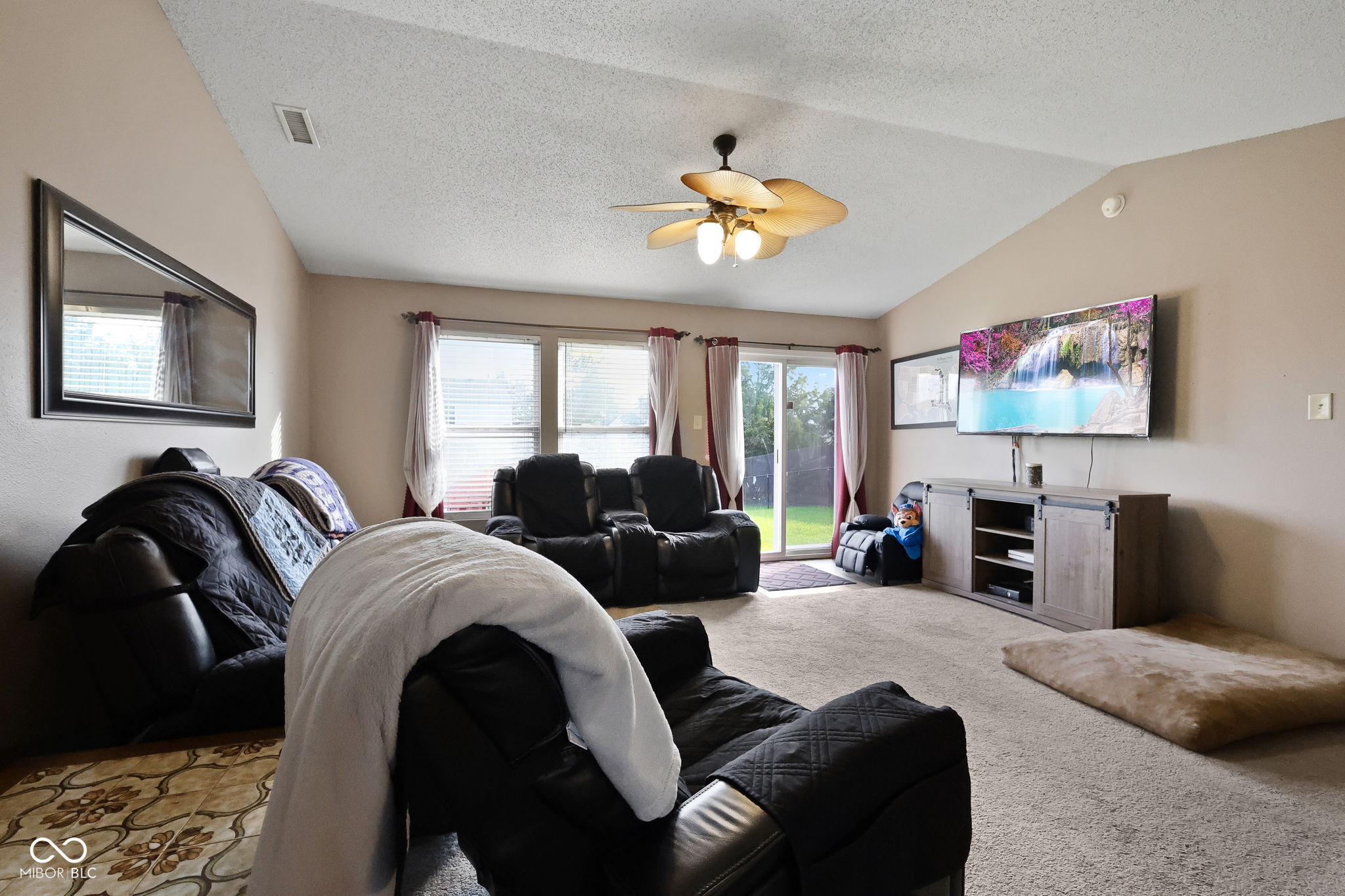 207 Creekview Drive