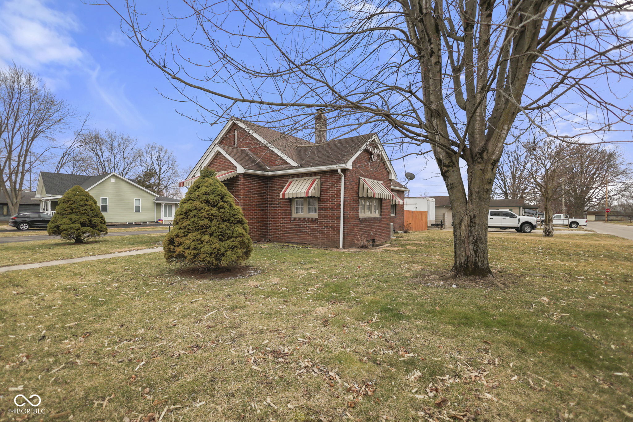 501 E Thompson Street