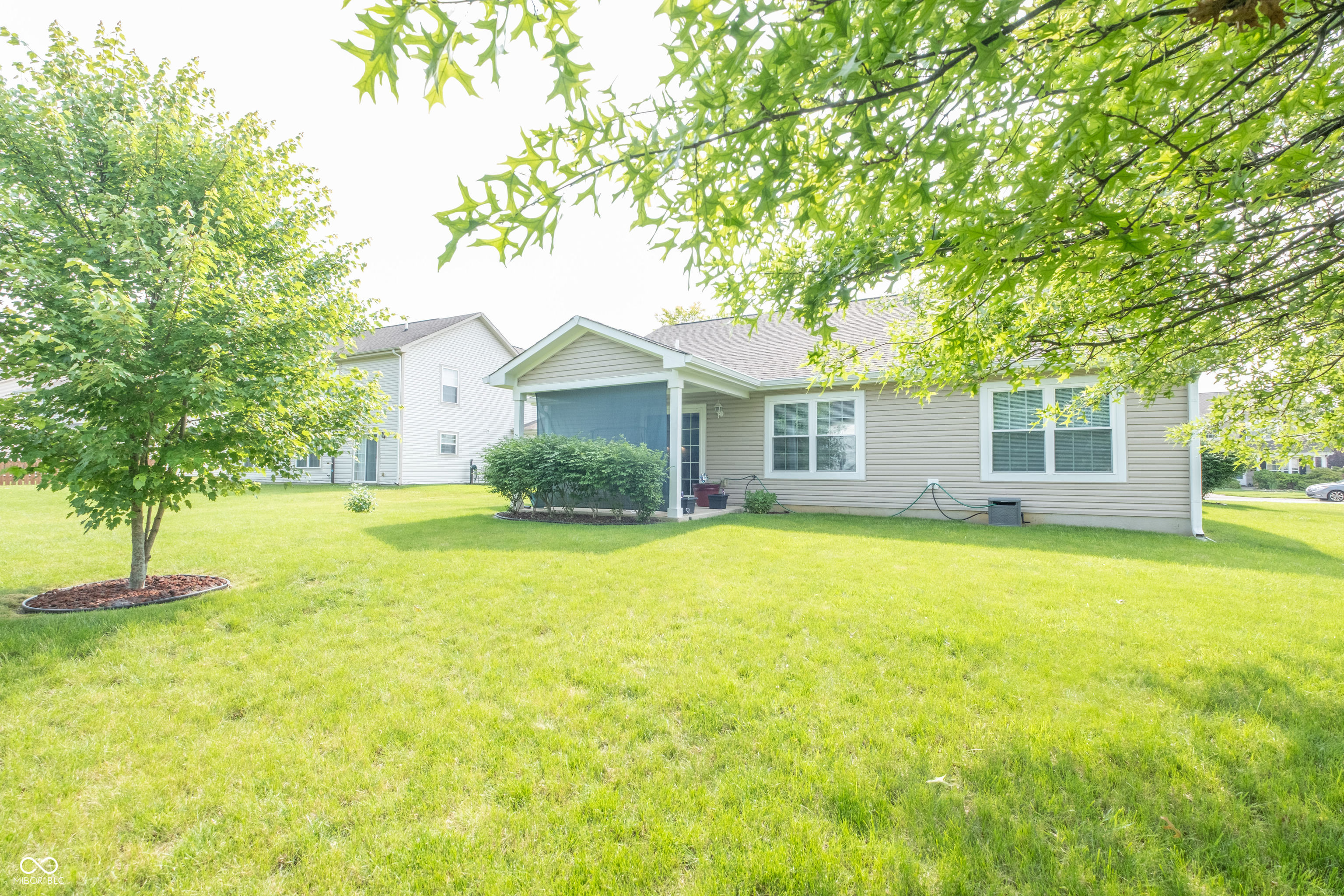 2402 Foxtail Drive