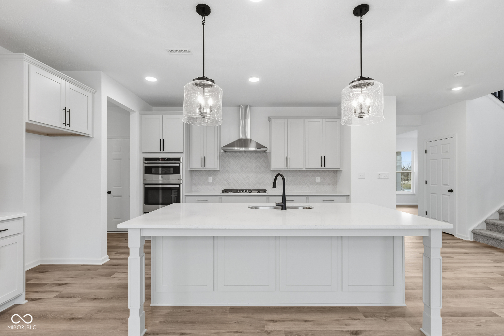 9122 Ambassador Street