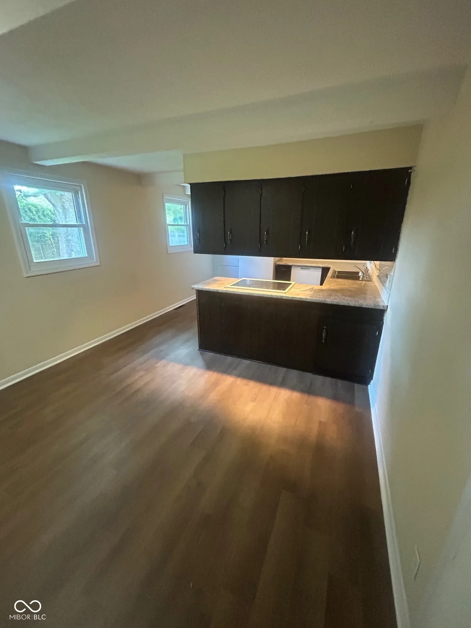 Anderson, Indiana 46011, United States, 2 Bedrooms Bedrooms, ,1 BathroomBathrooms,Residential,Active,170309