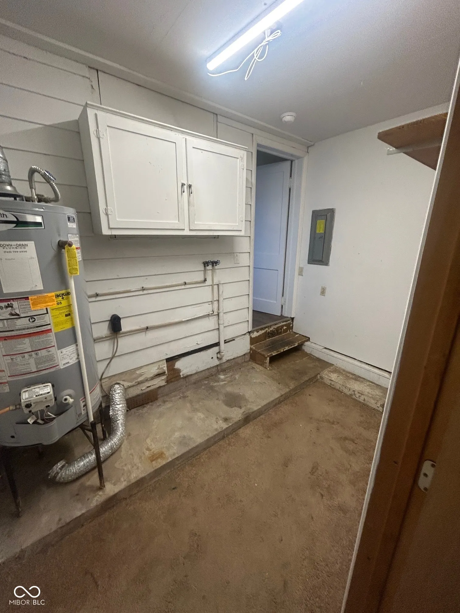 Anderson, Indiana 46011, United States, 2 Bedrooms Bedrooms, ,1 BathroomBathrooms,Residential,Active,170309