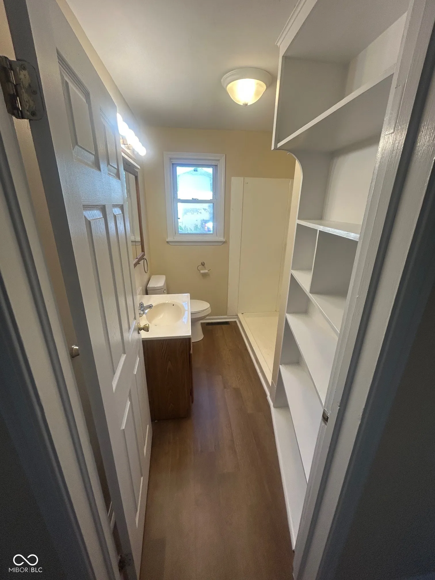 Anderson, Indiana 46011, United States, 2 Bedrooms Bedrooms, ,1 BathroomBathrooms,Residential,Active,170309