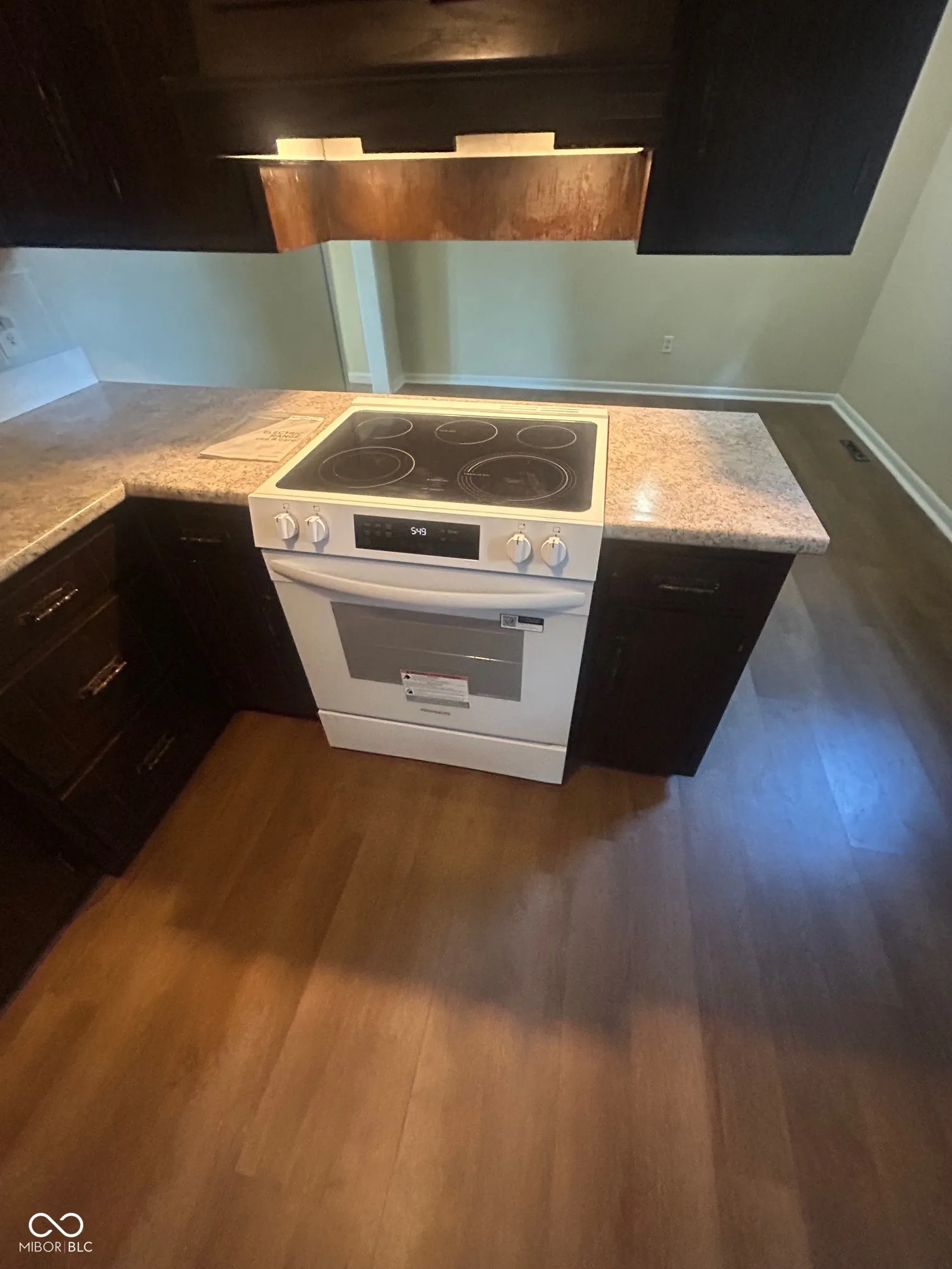 Anderson, Indiana 46011, United States, 2 Bedrooms Bedrooms, ,1 BathroomBathrooms,Residential,Active,170309