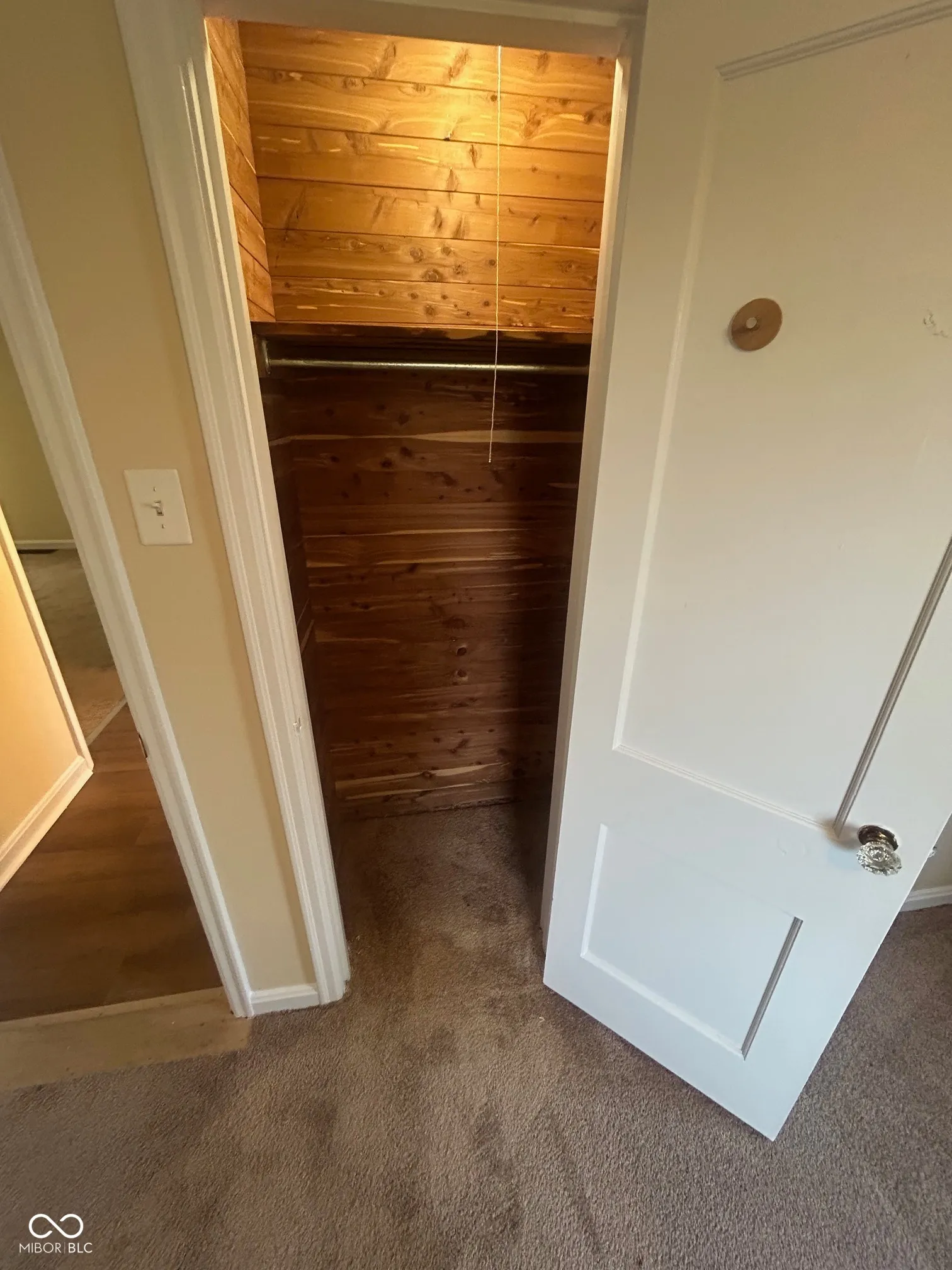 Anderson, Indiana 46011, United States, 2 Bedrooms Bedrooms, ,1 BathroomBathrooms,Residential,Active,170309